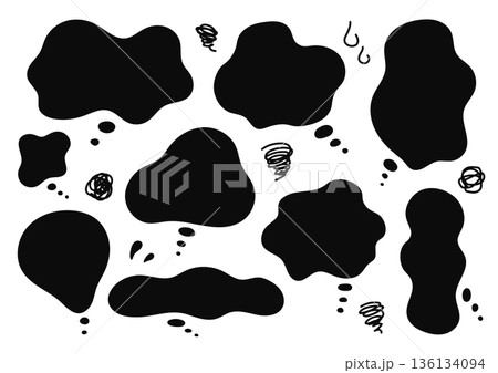 黒いもやもや吹き出しセット 白背景 黒いもやもや吹き出しセット 白背景 136134094