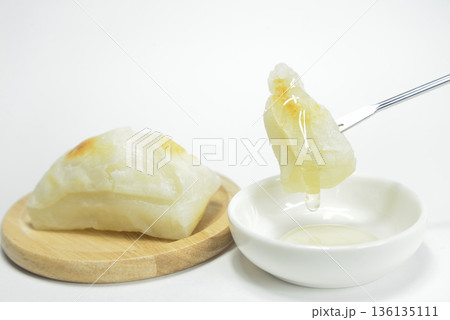 餅に蜂蜜 136135111