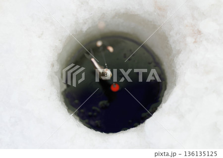 釣れたワカサギ 136135125