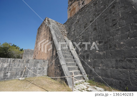 メキシコ チチェンイツァ遺産 メキシコ チチェンイツァ遺産 136140283