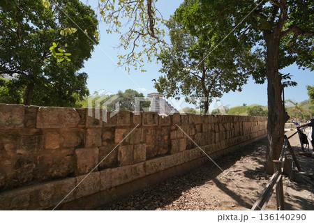 メキシコ チチェンイツァ遺産 メキシコ チチェンイツァ遺産 136140290
