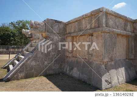 メキシコ チチェンイツァ遺産 メキシコ チチェンイツァ遺産 136140292