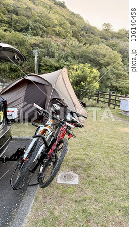 YAKIMAのサイクルキャリアで自転車キャンプ 136140458