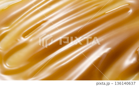 濃厚なマヌカハニーのテクスチャ・背景素材（クローズアップ） 136140637
