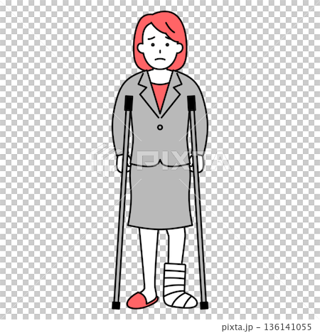 足を怪我して松葉杖をついているスーツの女性 136141055
