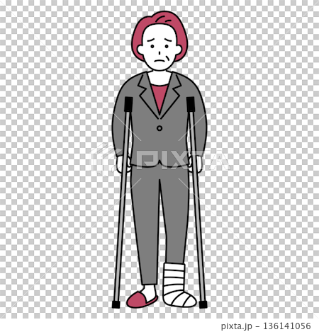 足を怪我して松葉杖をついている中年のスーツの女性 足を怪我して松葉杖をついている中年のスーツの女性 136141056