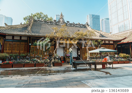 Daci Temple is a Buddhist temple in Chengdu, China, known for its long history and peaceful atmosphere. 27 October 2025, Chengdu, China Daci Temple is a Buddhist temple in Chengdu, China, known for its long history and peaceful atmosphere. 27 October 2025, Chengdu, China 136143089