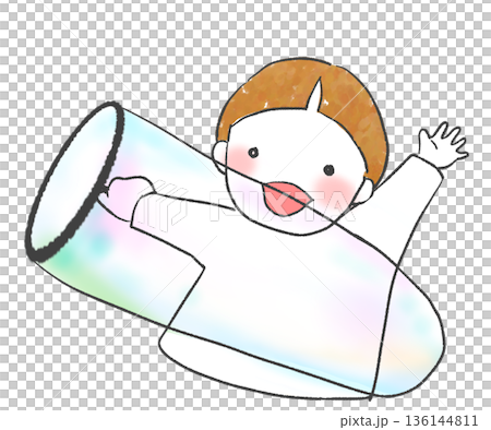一個男孩在製作和玩耍巨大的肥皂泡。 136144811