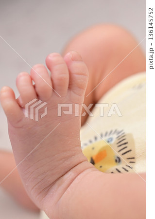 足も大きくなーれ 足も大きくなーれ 136145752