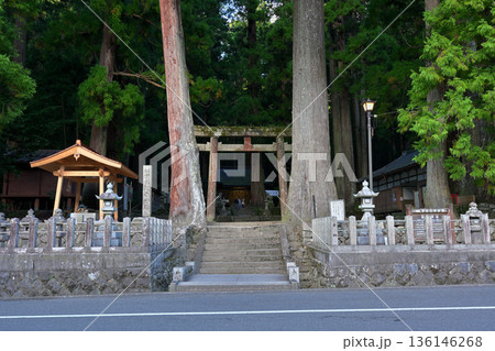 室生龍穴神社(奈良県宇陀市) 室生龍穴神社(奈良県宇陀市) 136146268