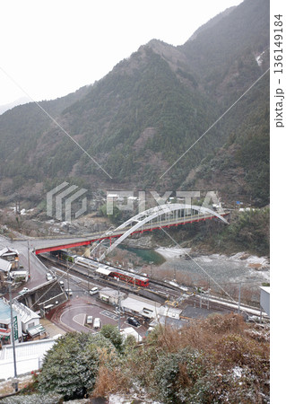 徳島県 雪の大歩危橋 徳島県 雪の大歩危橋 136149184