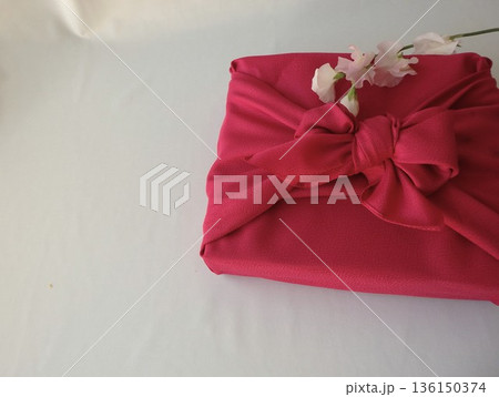 いろどりで届ける感謝のしるし いろどりで届ける感謝のしるし 136150374