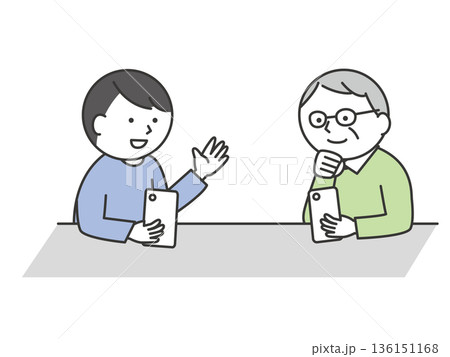 スマホの操作を学ぶシニアの男性と若い男性　デジタルワークショップに参加する多世代の日本人イラスト 136151168