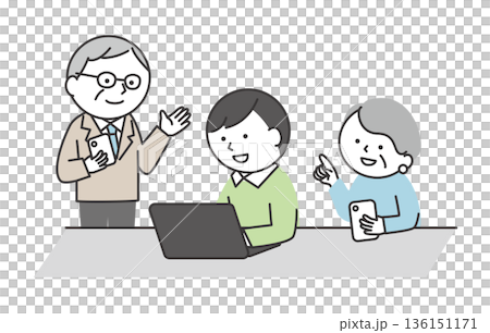 多世代でスマホやパソコンを使って学びあうイメージ　デジタルデバイス学習をする日本人のシニアと若者 136151171