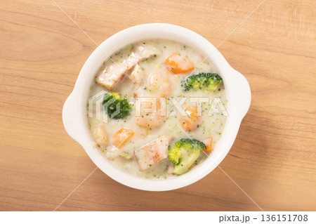 クリームシチュー（海老　ベーコン） 136151708