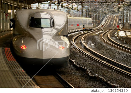 東海道新幹線『米原駅』を発車する… 【N700A】 東海道新幹線『米原駅』を発車する… 【N700A】 136154350