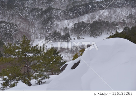 冬の磐梯山 冬の磐梯山 136155265