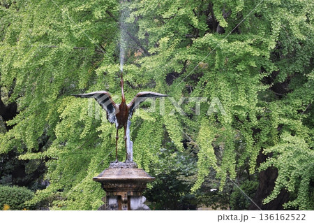 日比谷公園の鶴の噴水 136162522