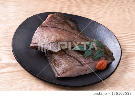 赤がれい（切り身） 136163555