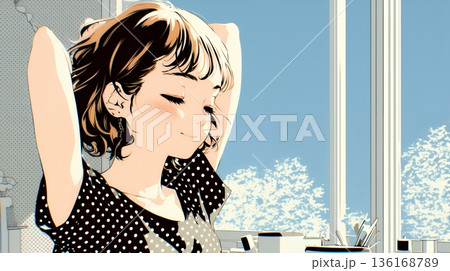 朝の目覚ましを止めて伸びをしている若い女性