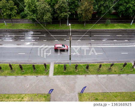 The Architecture road backgrounds and cars. Rain.View from above. 136168925