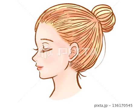 お団子ヘアーの大人女性の横顔イラスト素材4 136170545