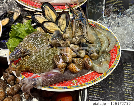 Fresh Seafood Platter on Ice Fresh Seafood Platter on Ice 136173759