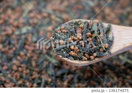 玄米茶 136174875