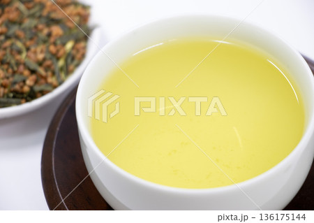 玄米茶 136175144