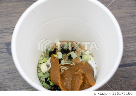 インスタント味噌汁 136175160