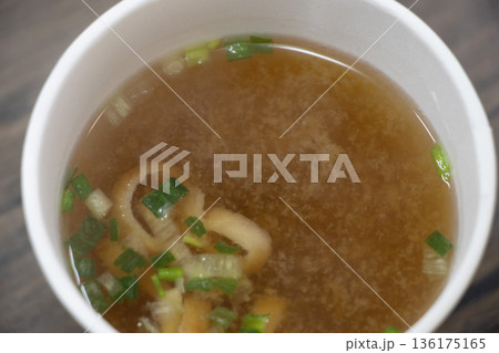 インスタント味噌汁 136175165