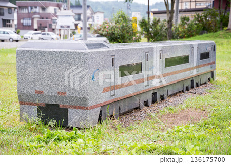 【まつだい駅】ほくほく線特急はくたかの記念碑 【まつだい駅】ほくほく線特急はくたかの記念碑 136175700