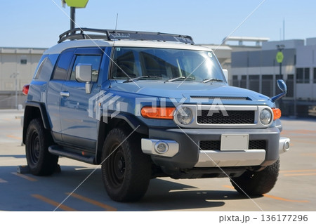 国産SUV車両 136177296