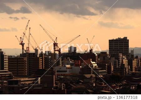 再開発が進む2010年代の東京都町田の風景 再開発が進む2010年代の東京都町田の風景 136177318