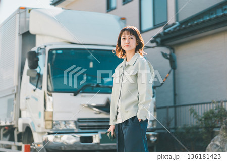 truck driver 136181423