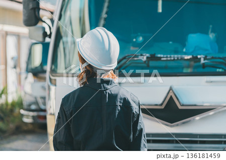 truck driver 136181459