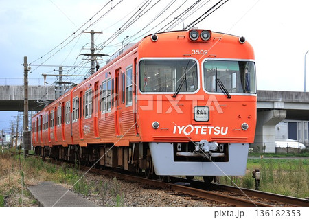【伊予鉄道】3000系(郡中線:古泉〜岡田) 【伊予鉄道】3000系(郡中線:古泉〜岡田) 136182353