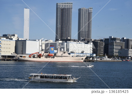 墨田川河口風景 136185425