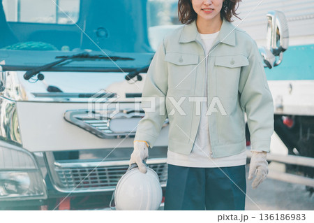 truck driver 136186983