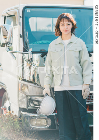 truck driver 136186985