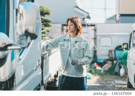truck driver truck driver 136187004