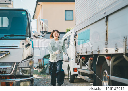truck driver truck driver 136187011