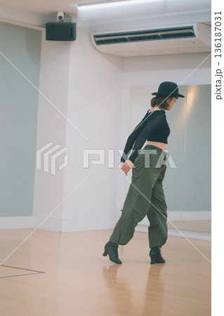 dance practice 136187031