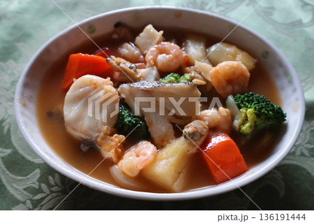 美味しそうなブイヤーベース 136191444