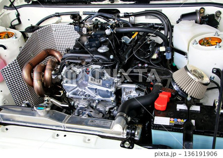 【G16Eエンジン】を搭載した『AE86・ハチロク』のエンジンルーム 136191906