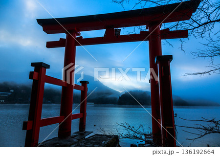 箱根　箱根神社　神社　HAKONE 136192664