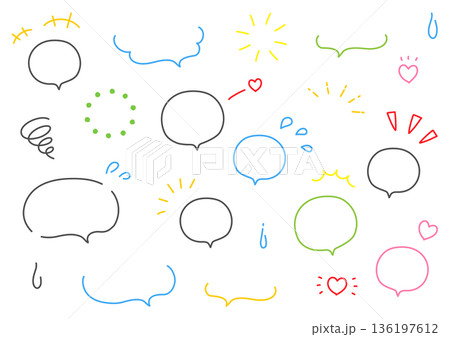 カラフルな吹き出しセット 136197612