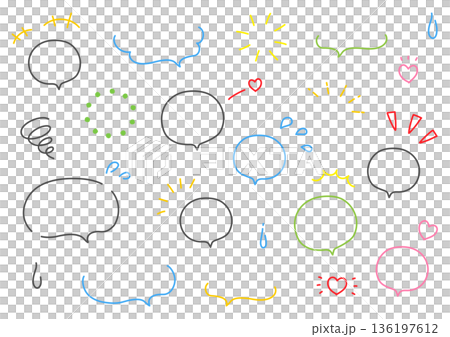 カラフルな吹き出しセット 136197612