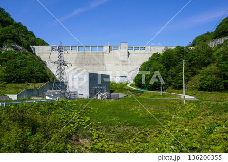 夕張シューパロダム・重力式コンクリートダム 136200355