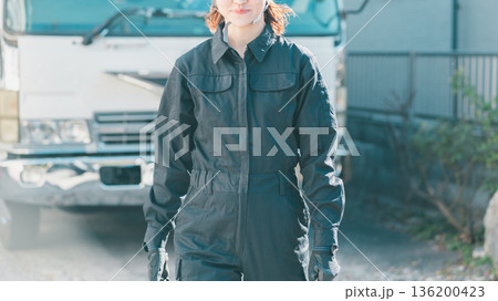 truck driver 136200423